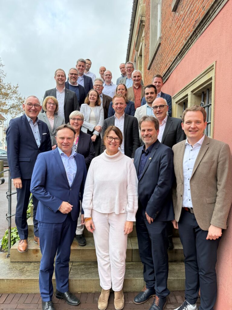 Alle Beteiligten der Veranstaltung zur Grundwasserförderung. Foto: Stadt Vreden