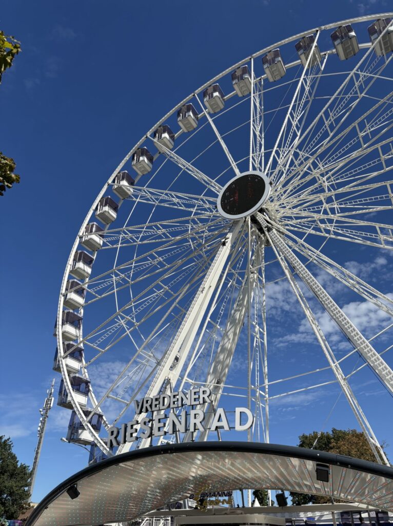 Das Highlight in diesem Jahr: Das Vredener Riesenrad. Foto: Stadt Vreden